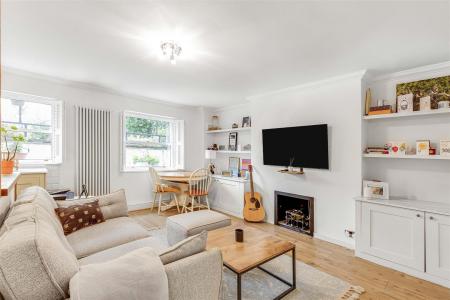 JA-Flat_1__Wimbledon_Park_Road_SW18_1LU-4.JPG