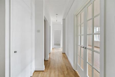 To Let - Ross Court SW15 3NZ-No Watermark-18.jpg