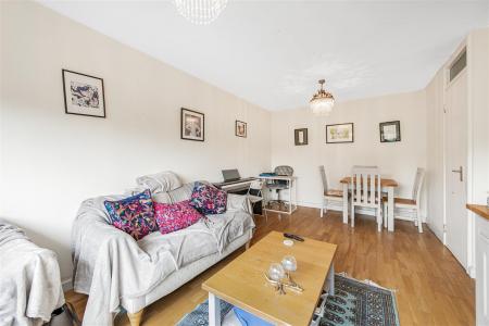 10_125_Upper_Richmond_Road-2.jpg