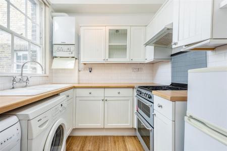 21128_ja_2_131_disraeli_road_5_lo