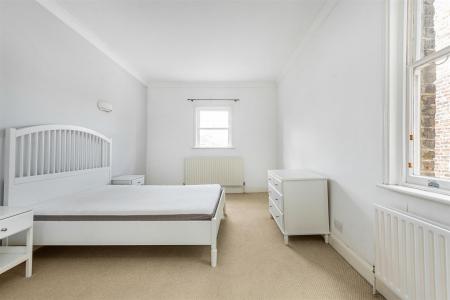 21128_ja_2_131_disraeli_road_4_lo