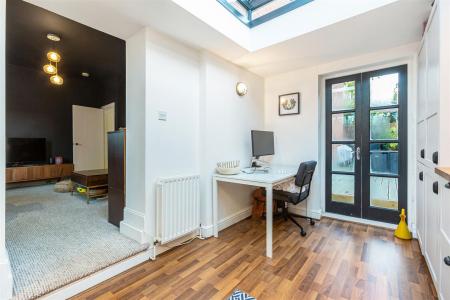 31931_ja_flat_2_17_woodborough_8_lo