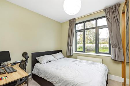 32043_james_anderson___flat_5_65_putney_bridge_roa
