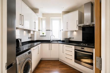 kitchen 2.png