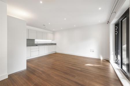 james_anderson_-_21_wagtails_court__2_.JPG