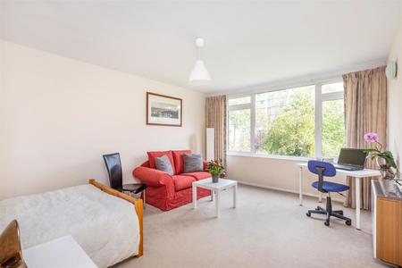 24792_james_anderson___8_hill_court___4_lo