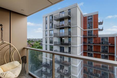 To Let - 1 Bedroom - Coda Residences SW11 3JD-No W