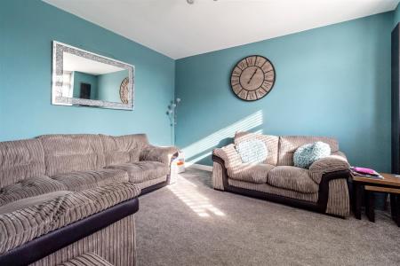 24 Salvington gardens-009.jpg