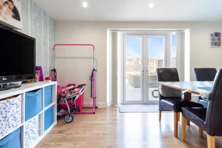 24 Salvington gardens-007.jpg