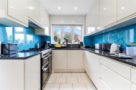 16 the strand-007.jpg