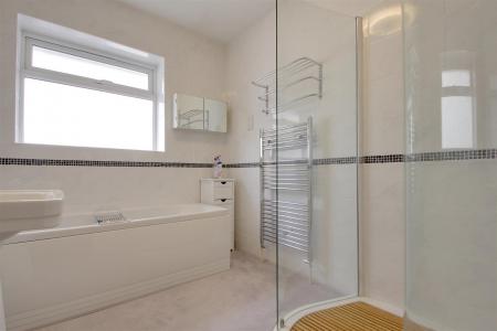 img_1244 (1)-img_1246 (1).jpg