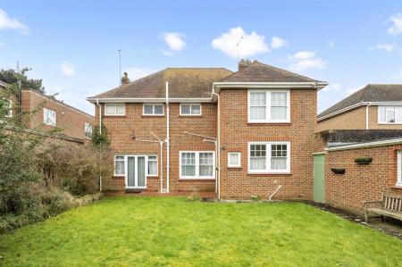 Beccles Road, 4-028.jpg