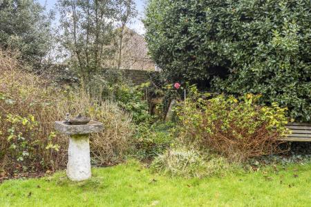 Beccles Road, 4-026.jpg