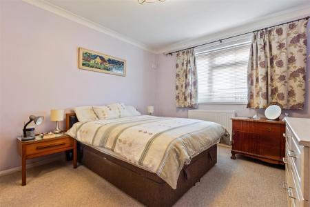 24,Norfolk Court-009.jpg