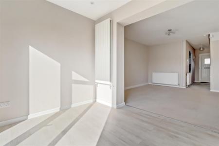 Pilgrims Close, 12-002.JPG