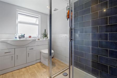 Pilgrims Close, 12-035.JPG