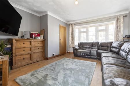 Pilgrims Close, 12-037.JPG