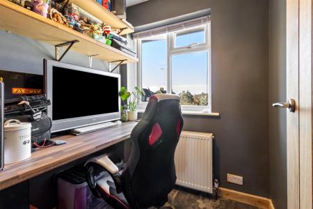 Pilgrims Close, 12-032.JPG