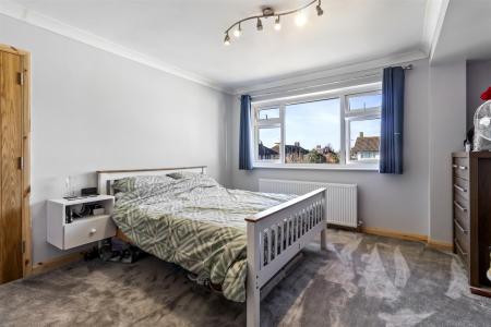 Pilgrims Close, 12-031.JPG