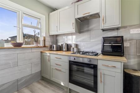 Pilgrims Close, 12-026.JPG