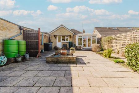 Windemere Crescent 32 - 2.jpg