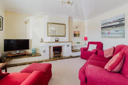 Windemere Crescent 32 - 17.jpg