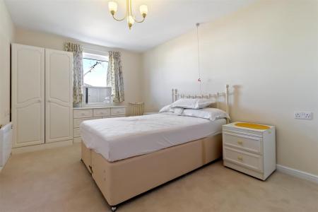 Amelia Court 31-003.jpg