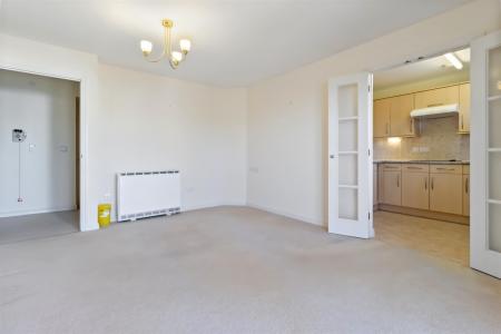 Amelia Court 31-002.jpg