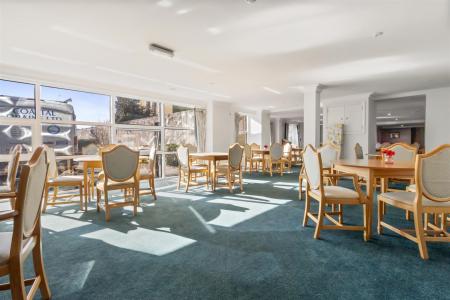 Pilgrims Close, 12-014.JPG