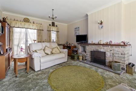 Church Close 4-013.JPG