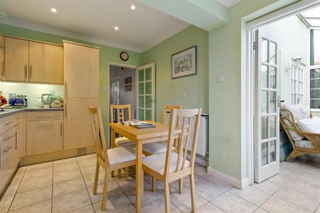 Church Close 4-007.JPG