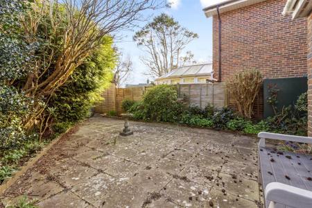 Church Close 4-010.JPG