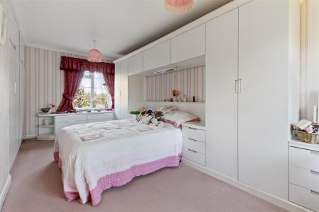 Church Close 4-001.JPG