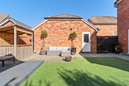 Skylark Rise 6-012.jpg