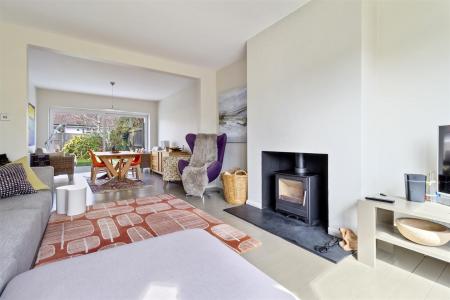 Nutley Drive 18-014.jpg