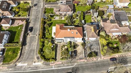 Nutley Drive 18-006.jpg