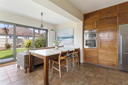 Nutley Drive 18-018.jpg