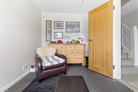 Nutley Drive 18-008.jpg