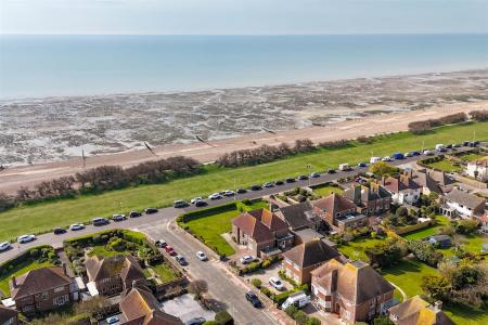 Chelwood Avenue 10-002.jpg