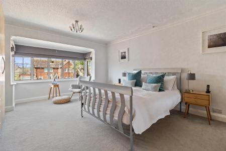 Chelwood Avenue 10-022.jpg