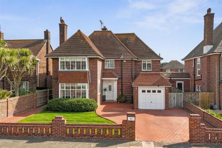 Chelwood Avenue 10-003.jpg