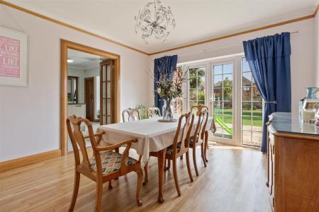 Chelwood Avenue 10-012.jpg