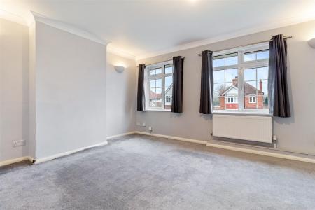 55 Gaisford Close-003.jpg