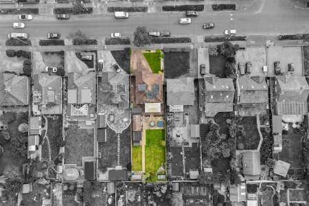 drone photos-003bw.jpg