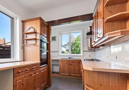 Thalassa Road, 42-020.jpg