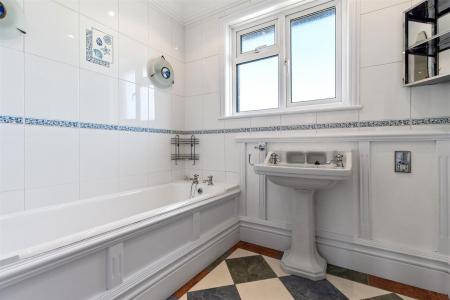 Thalassa Road, 42-016.jpg