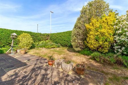 11 windermere crescent-019.jpg