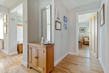 11 windermere crescent-009.jpg