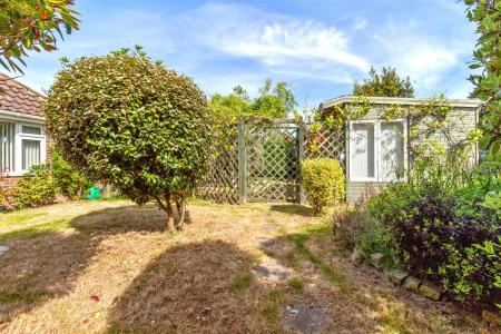 11 windermere crescent-021.jpg