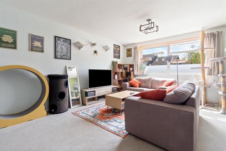 Cedar Court, 2-006.jpg